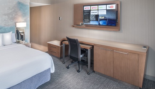 Chambre, 1 très grand lit et 1 canapé-lit, non-fumeurs