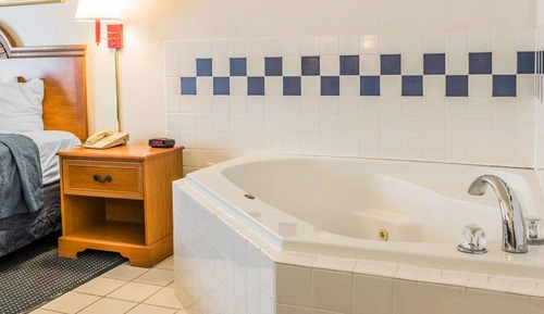Chambre Standard, 1 très grand lit, non-fumeurs
