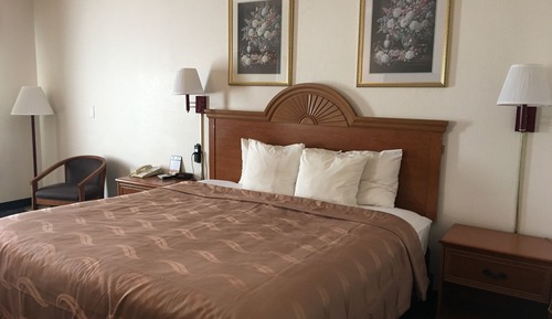 Chambre Standard, 1 très grand lit, non-fumeurs