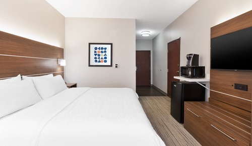 Chambre Standard, 1 très grand lit (Mobility Roll-In Shower)