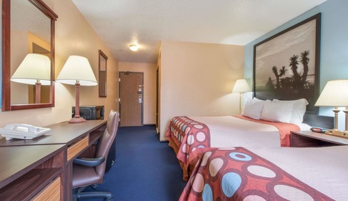 Chambre Standard, 2 grands lits