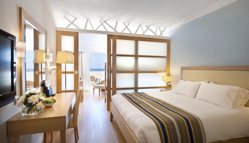 Suite Familiale (Sea View & Pool View)