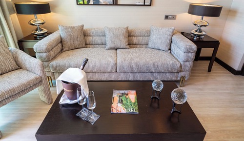 Suite (Penthouse)