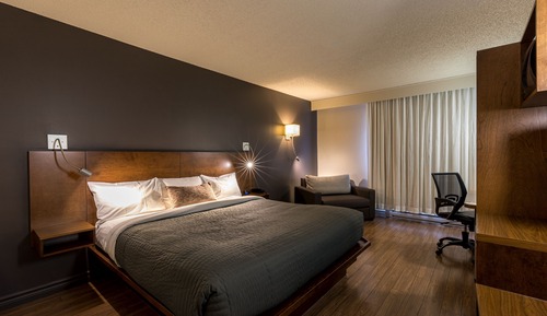 Chambre Standard, 1 très grand lit (N King)