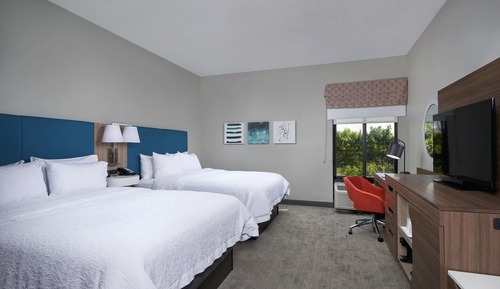 Chambre, 2 grands lits, balcon (Wet bar)
