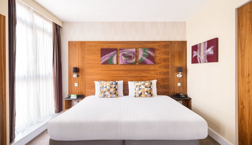 Chambre Premium, 1 très grand lit