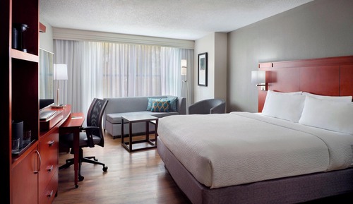 Suite, 1 très grand lit et 1 canapé-lit, non-fumeurs