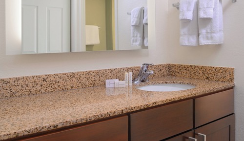 Suite, 1 chambre (Mobility/Hearing Accessible, Tub)