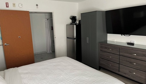 Chambre Standard, 1 très grand lit, accessible aux personnes à mobilité réduite