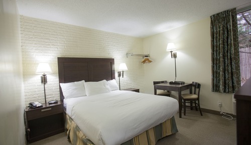 Chambre Deluxe, 1 grand lit, fumeurs