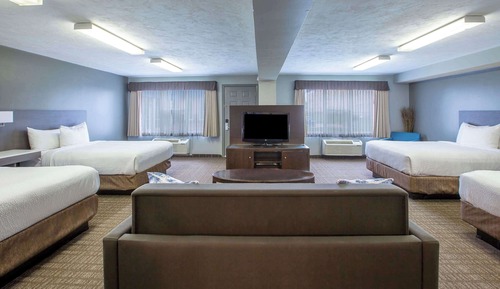 Suite Studio, plusieurs lits, non-fumeurs