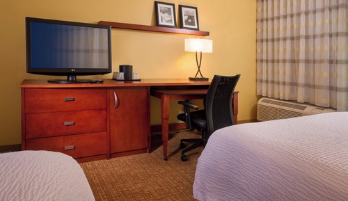 Chambre, 2 lits doubles (Mobility/Hearing Accessible, Tub)