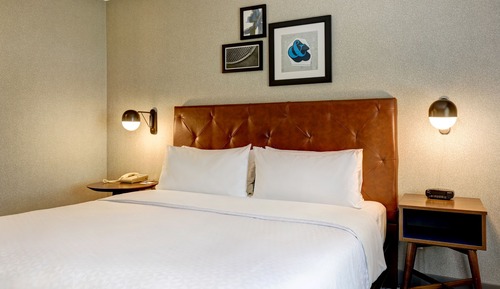Suite Junior, 1 très grand lit et 1 canapé-lit