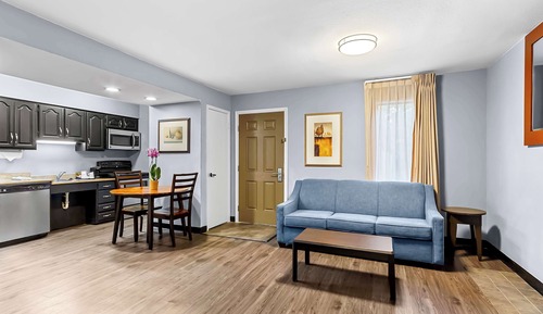 Suite, 1 lit une place, accessible aux personnes à mobilité réduite (with Sofabed, Full Kitchen)