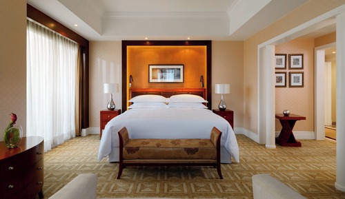 Chambre Club, 1 très grand lit, vue fleuve (Ambassador Suite Club Lounge Access)