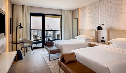 Chambre, 2 lits doubles, non-fumeurs, vue fleuve (Balcony)
