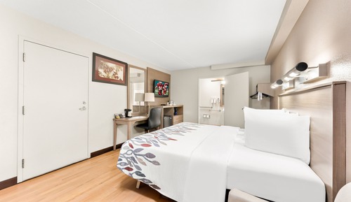 Chambre Supérieure, 1 très grand lit (Roll-In Shower, Smoke Free)