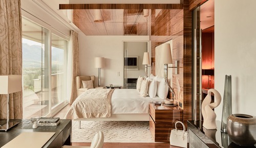 Suite (Penthouse)