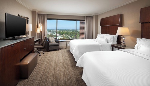 Chambre, 2 grands lits, vue parc