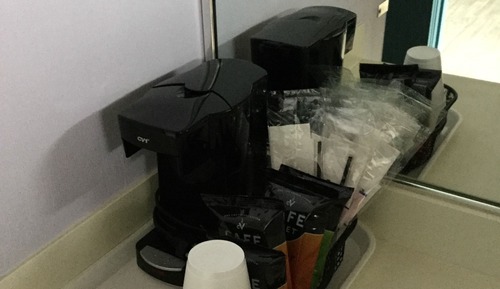 Chambre, 2 lits doubles, accessible aux personnes à mobilité réduite, non-fumeurs