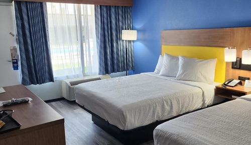 Chambre, 2 grands lits, non-fumeurs