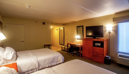 Chambre, 2 grands lits, accessible aux personnes à mobilité réduite, non-fumeurs