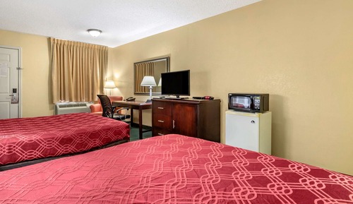 Chambre Standard, 2 grands lits
