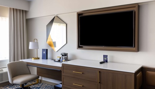 Chambre, 1 très grand lit, accessible aux personnes à mobilité réduite, non-fumeurs