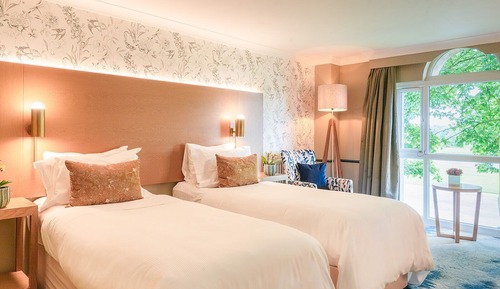 Chambre Supérieure avec lits jumeaux