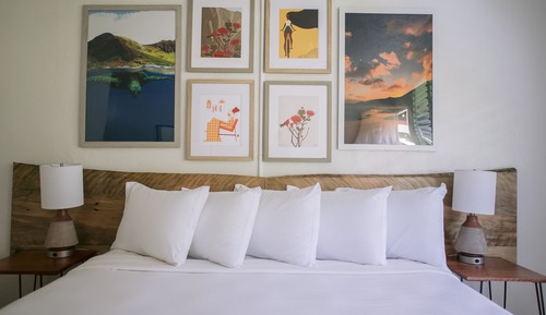 Chambre, 1 très grand lit