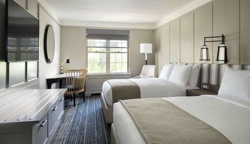 Chambre, 2 grands lits, balcon