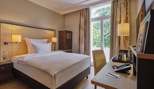 Chambre Simple Supérieure, 1 lit une place