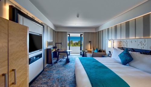 Chambre, 1 très grand lit, balcon, vue mer (Club Lounge Access)