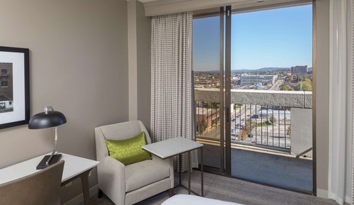 Chambre, 2 grands lits, balcon