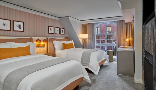 Chambre Deluxe, 2 lits doubles, cheminée