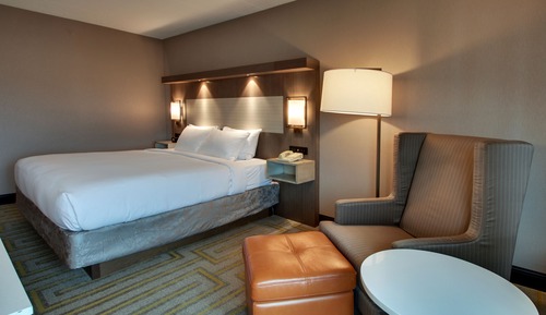 Chambre, 1 très grand lit, accessible aux personnes à mobilité réduite