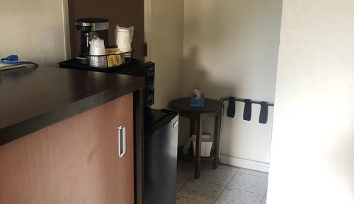 Chambre Standard, 1 très grand lit, fumeurs