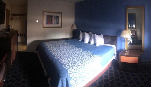 Chambre Standard, 1 très grand lit