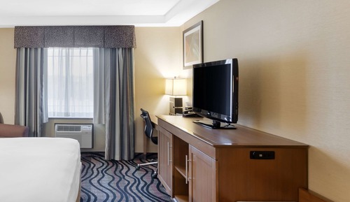 Chambre Standard, 1 très grand lit, accessible aux personnes à mobilité réduite, réfrigérateur