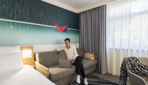 Chambre Classique, 1 lit Double 1 Canape lit 2 Places