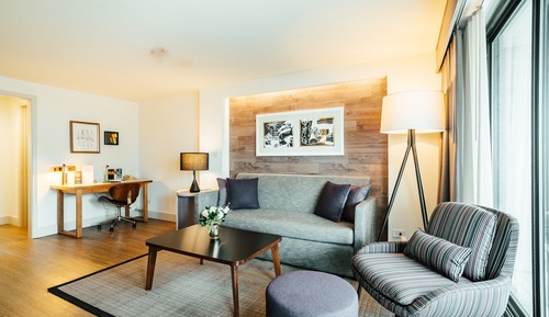 Suite « Premier », 1 très grand lit et 1 canapé-lit, balcon
