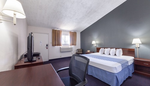 Chambre Standard, 1 très grand lit, non-fumeurs