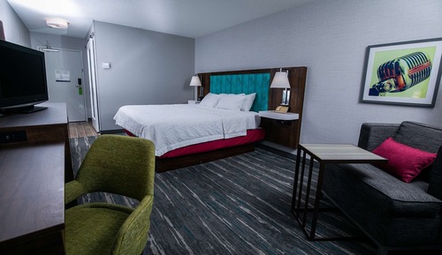 Chambre, 1 grand lit, accessible aux personnes à mobilité réduite