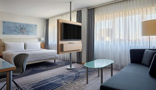 Chambre Deluxe, 1 très grand lit