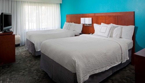Chambre Deluxe, 2 grands lits, accessible aux personnes à mobilité réduite (Roll-In Shower)