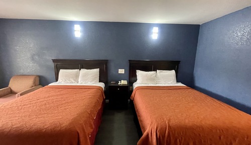 Chambre, 2 grands lits, non-fumeurs