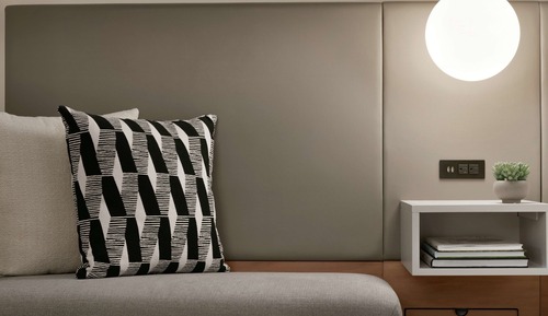 Chambre, 1 très grand lit, accessible aux personnes à mobilité réduite