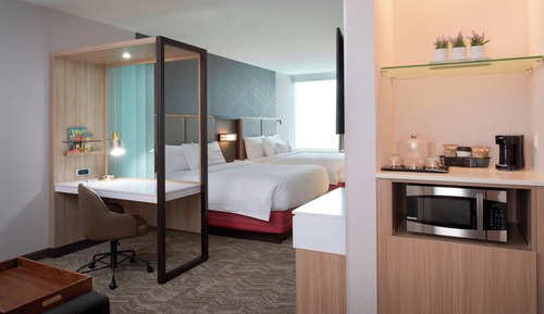 Suite, plusieurs lits (Hearing Accessible)