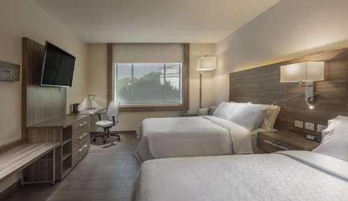 Chambre Standard, 2 grands lits
