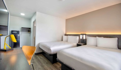 Chambre Deluxe, 2 lits doubles, non-fumeurs, réfrigérateur